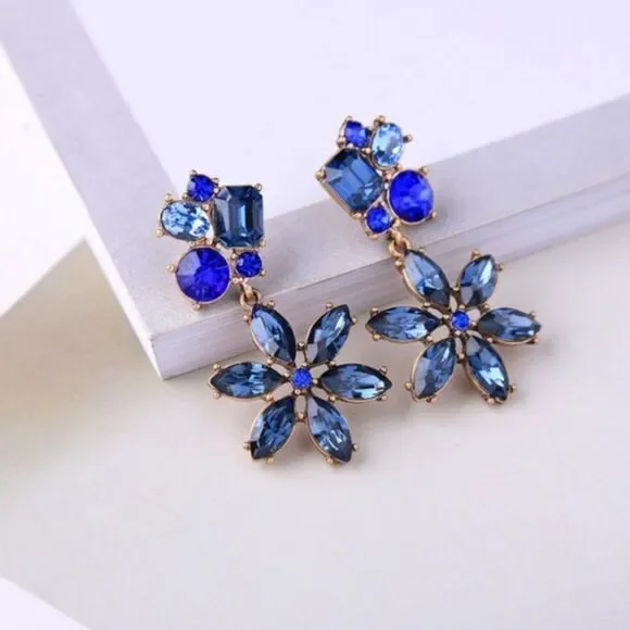 Blue Flower Crystal Vintage Gold Dangle Statement Earrings - Picture 3 of 4